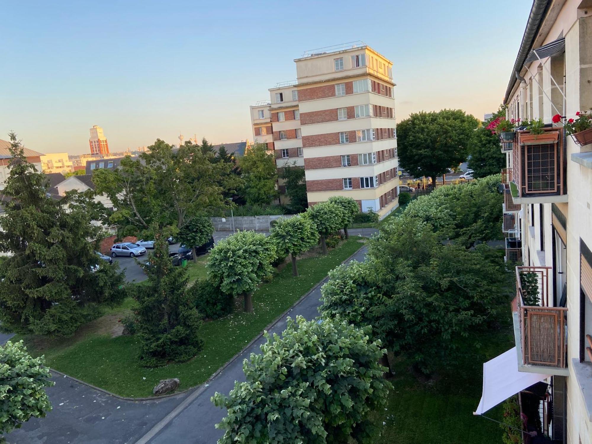 Chambre Simple Paisible Proche De Paris Drancy Exterior foto